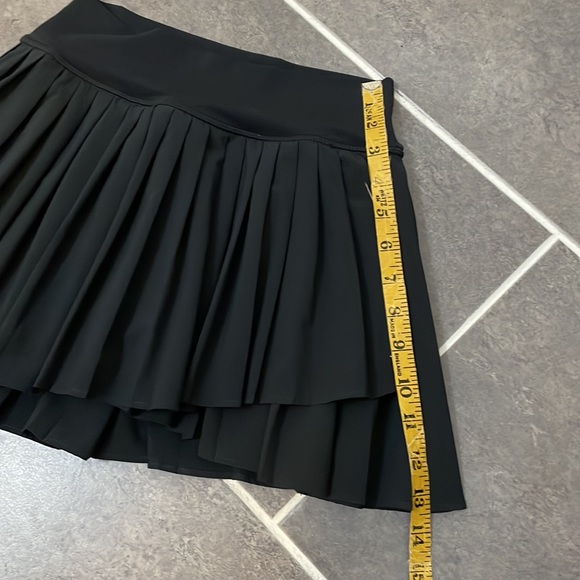 OFFLINE By Aerie Real Me Pleated Circle Tennis Skirt size Small - Picture 5 of 10